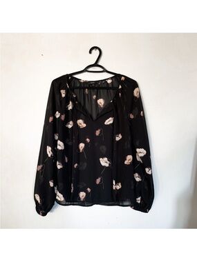 Vero Moda • Sheer, Floral Blouse
